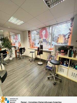 Laden - Große Schaufensterfront