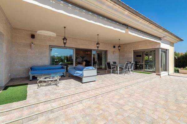 Essbereich auf der Terrasse