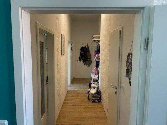 Flur Wohnung im OG