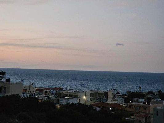 Kreta, Sisi: Gruppe benachbarter Grundstücke mit Meerblick zu verkaufen