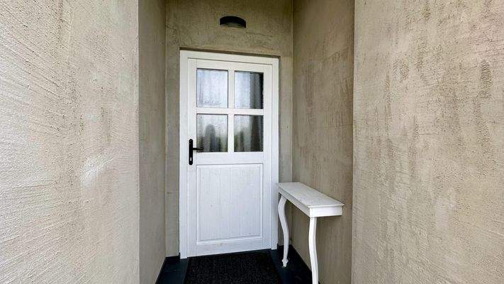 Hintereingang Wohnung EG