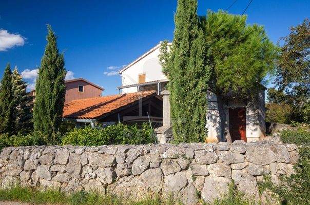 Historisches Steinhaus auf der Insel Krk