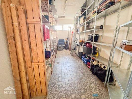 Abstellraum in der Garage