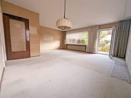 EG Wohnen PXL_20251030_143100202b.jpg