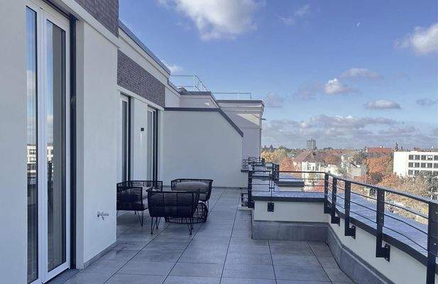 1 Ostterrasse, 1 Westterrasse