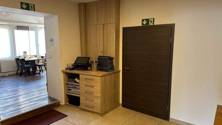 Restaurant - Flur 1.1.jpg