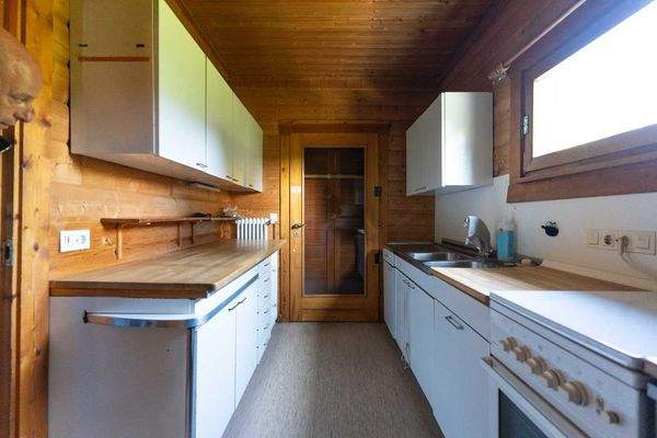 Küche OG mit Zugang Terrasse