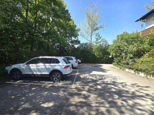2 Außenstellplätze
