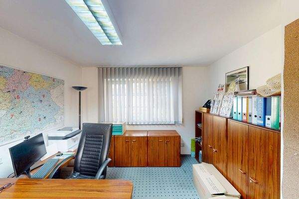 Büro im EG