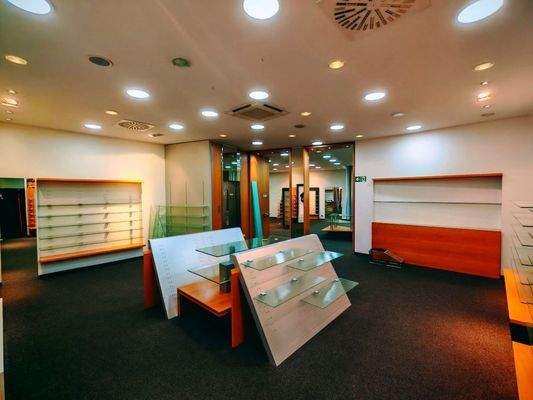 Ladenlokal 1. OG III