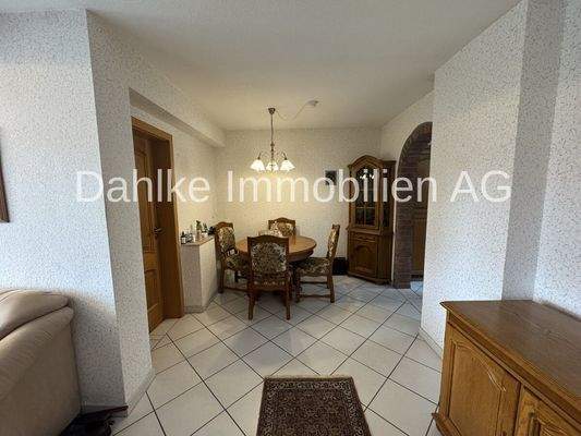 Wohn-/ Esszimmer, Bild 3