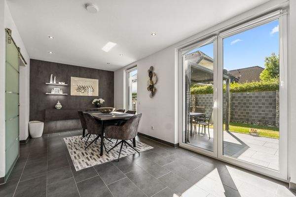 Wohn- und Essbereich EG