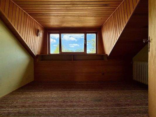 Zimmer 3 OG (rechter Hausteil)