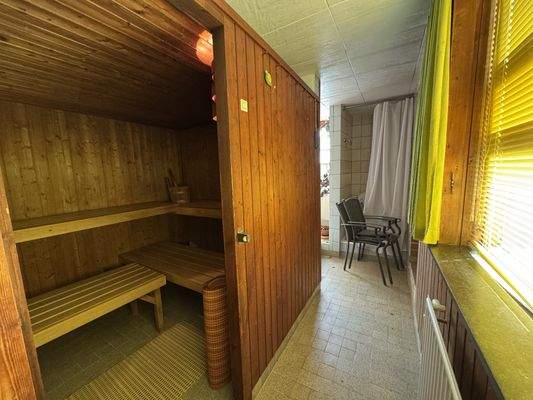 Sauna und Dusche