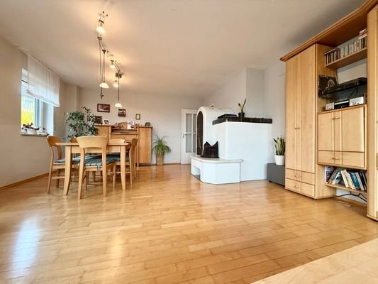 Essbereich mit Kamin 