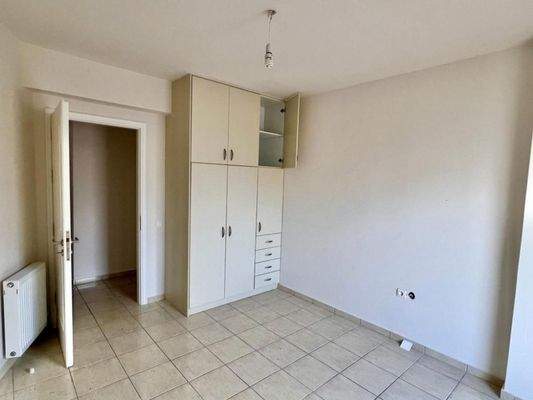 Kreta, Agios Nikolaos: Erdgeschosswohnung in Zentrumsnähe zu verkaufen