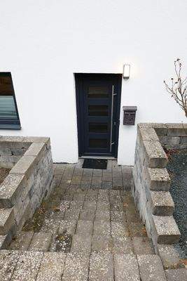 Seitlicher Eingang