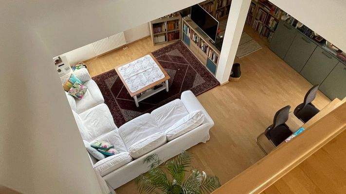 Tiefblick ins Wohnzimmer