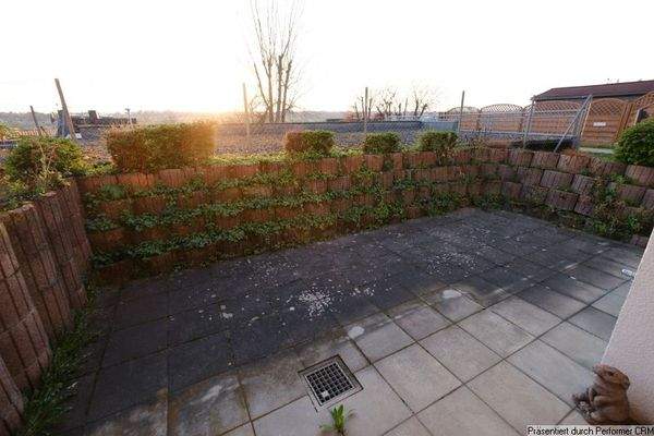 Terrasse mit Sonnenuntergang