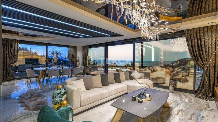 City and Sea View Detached Villa in Alanya