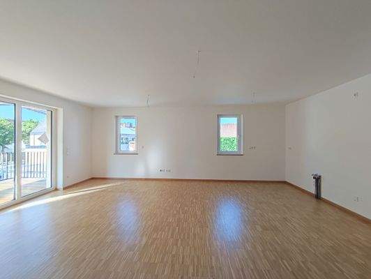 heller Wohn- Essbereich