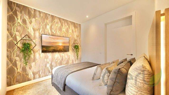 Kinderzimmer / Büro  KI