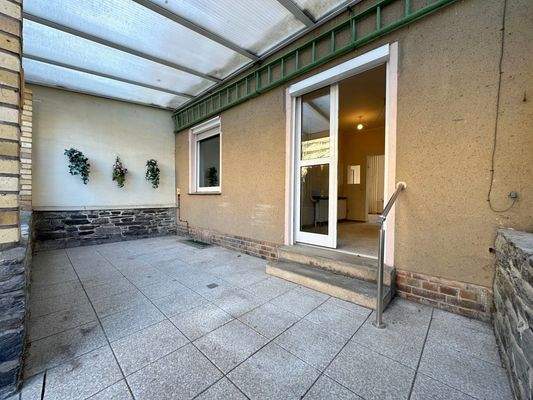 überdachte Terrasse