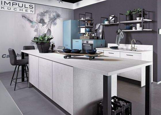 Moderne Küche mit Design-Charme