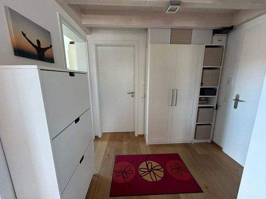 großzügiger Eingangsbereich