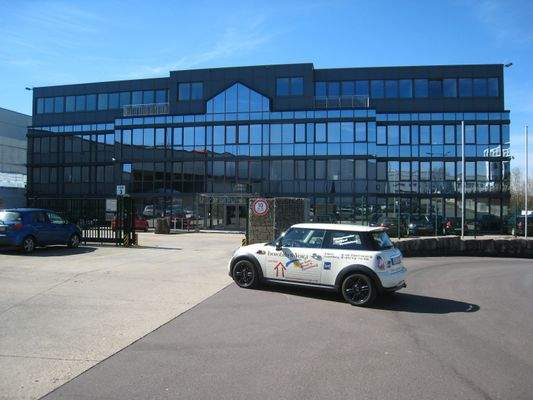 Gebäude komplett Ansicht Vorder.jpg