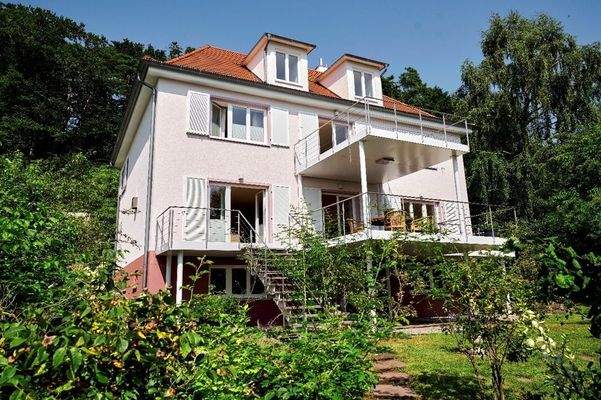 Südwestansicht der Villa