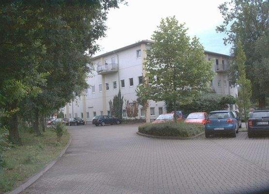 Außenansicht mit Hauptzugang EG-Einheit