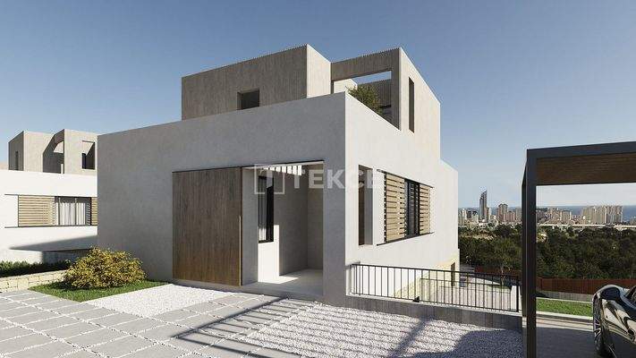 Detached Luxury Villas with Pools in Finestrat