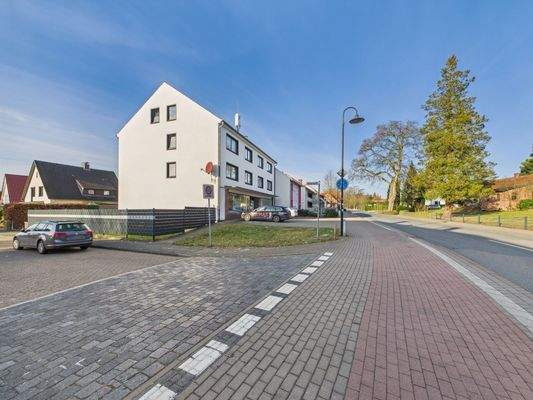 Straßen-Seitenansicht