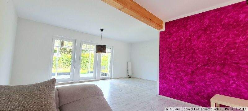 Weiterer Blick ins Wohn-Esszimmer