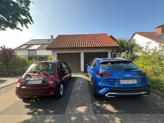 Stellplätze vor der Garage