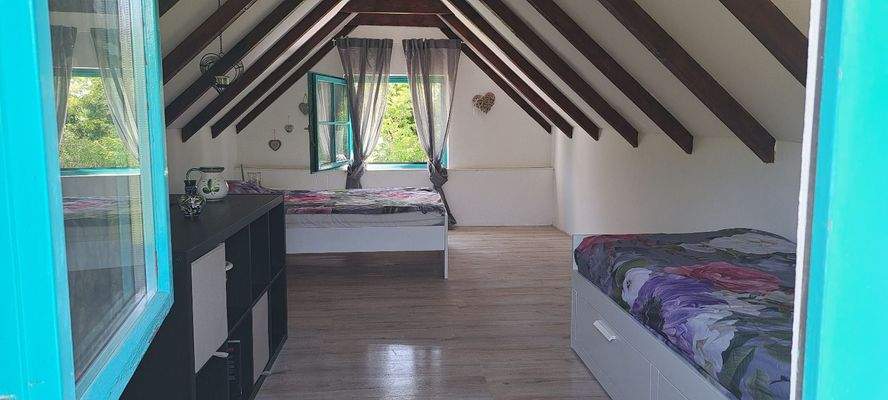 WhatsApp Image 2025-10-22 at 14.12.47.jpeg