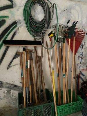 Gartengeräte sind schon da