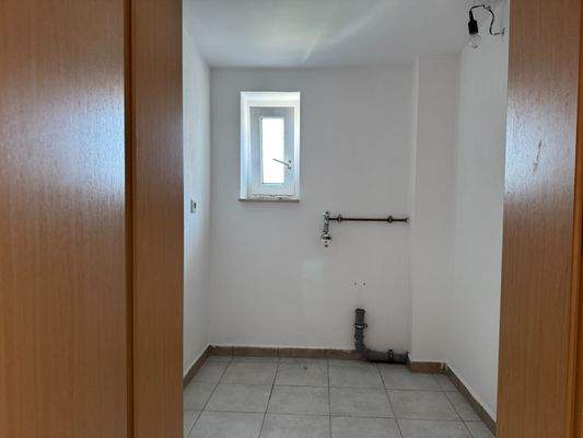 Waschmaschinenraum halbe Treppe