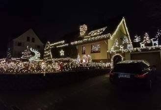 Weihnachtshaus in Niederzehren