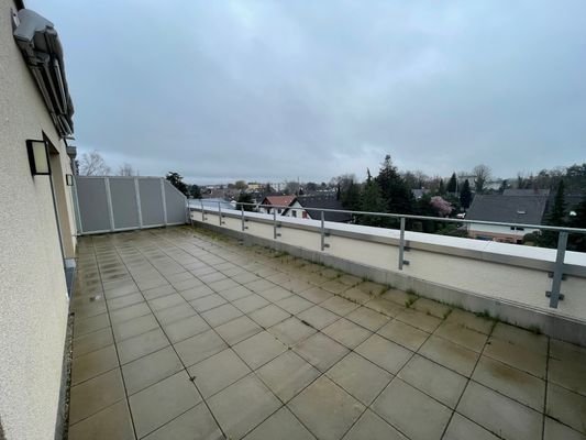 große Dachterrasse