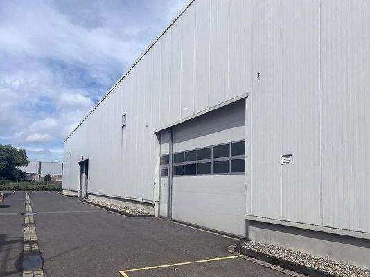 Andienung/Delivery Halle 2.jpg