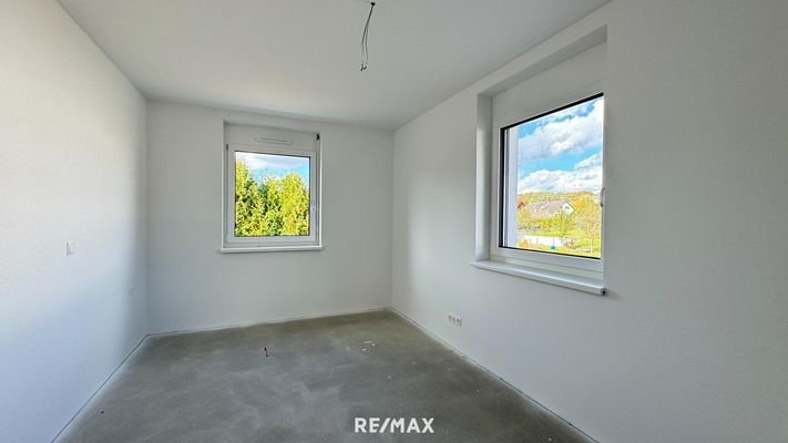 Zimmer 2 OG