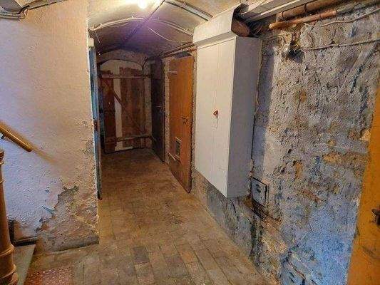 Innenfoto Kellergeschoss MFH (1)