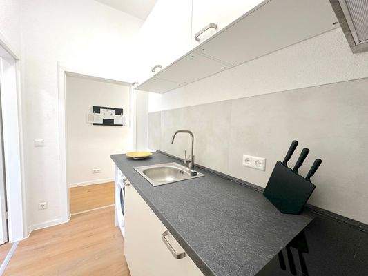 Moderne helle Küche