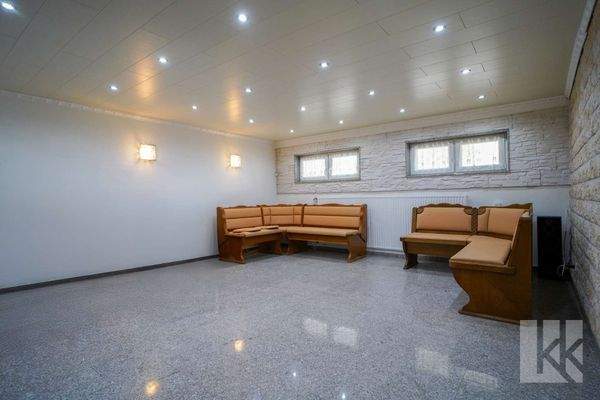 ...Gesellschaftsräumen, ...