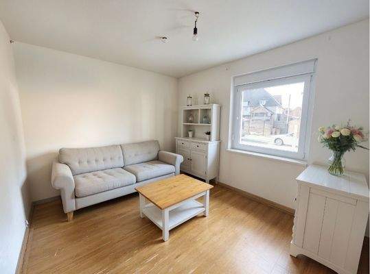 Wohnzimmer (Musterbild)