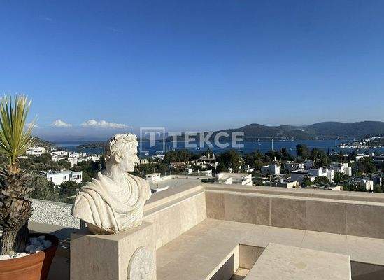 Sea View Detached House with Spacious Terrace in Bodrum