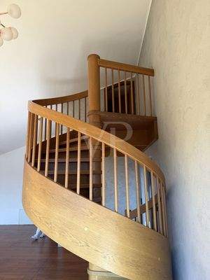 OG-DG Holztreppe