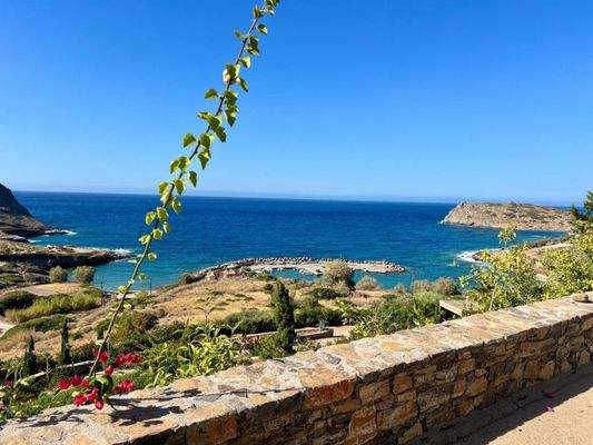 Kreta, Mochlos: Atemberaubende Villa mit Meerblick zu verkaufen